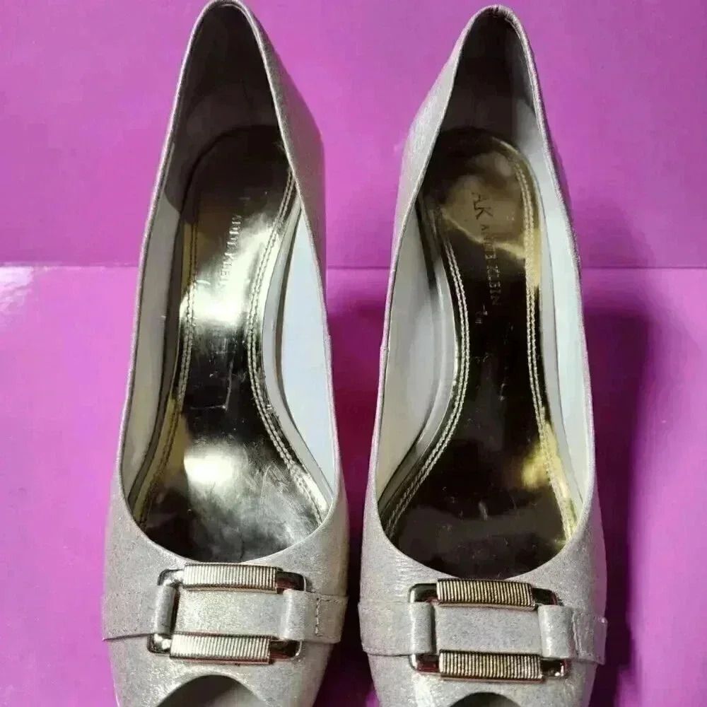 Anne Klein Glittery Gold Buckle Heels Peek a Boo Toe Size 9.5